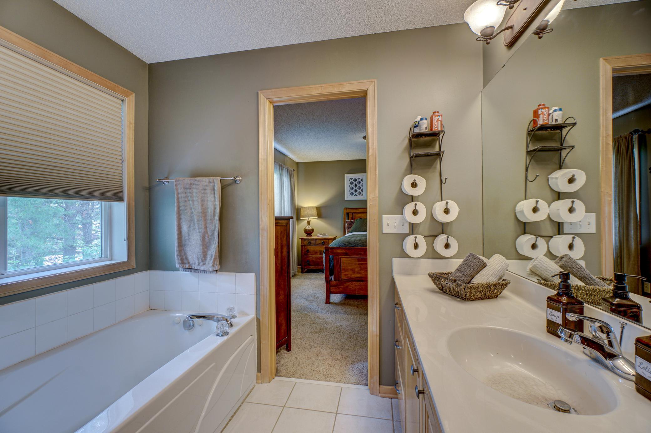 822 Evergreen Circle