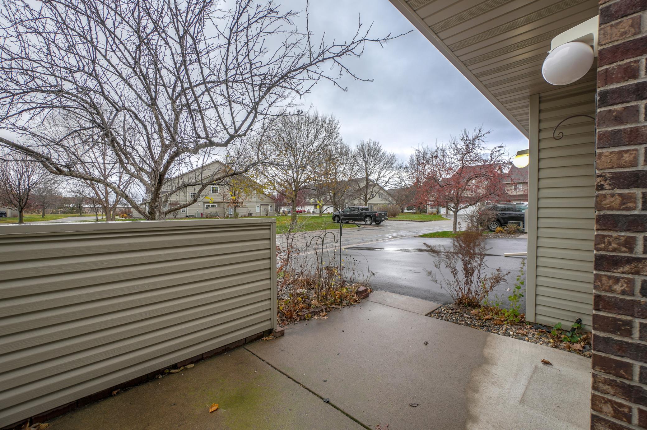2405 Oakridge Circle