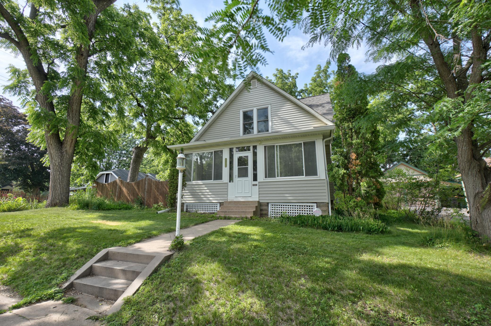 319 Elm Street