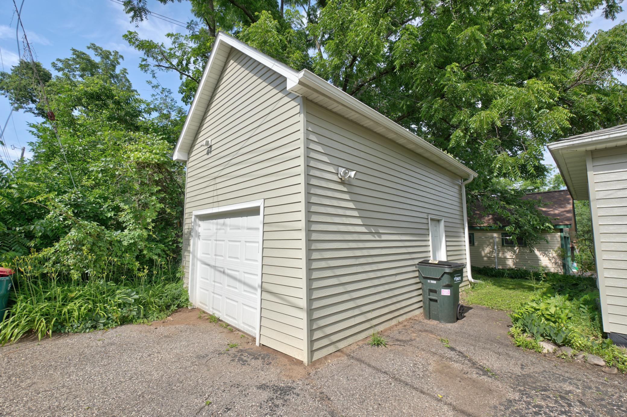 319 Elm Street