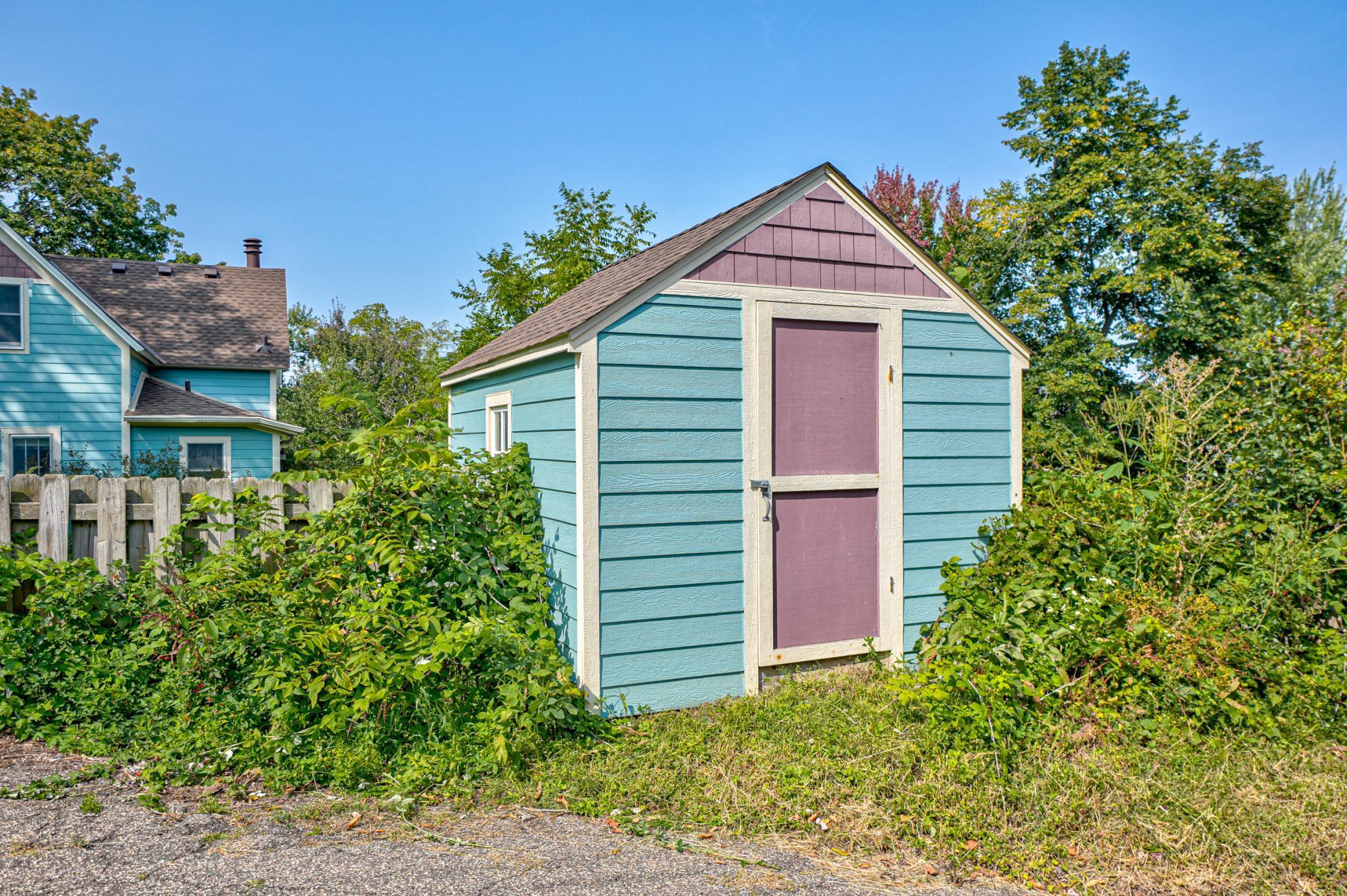 738 9th Street