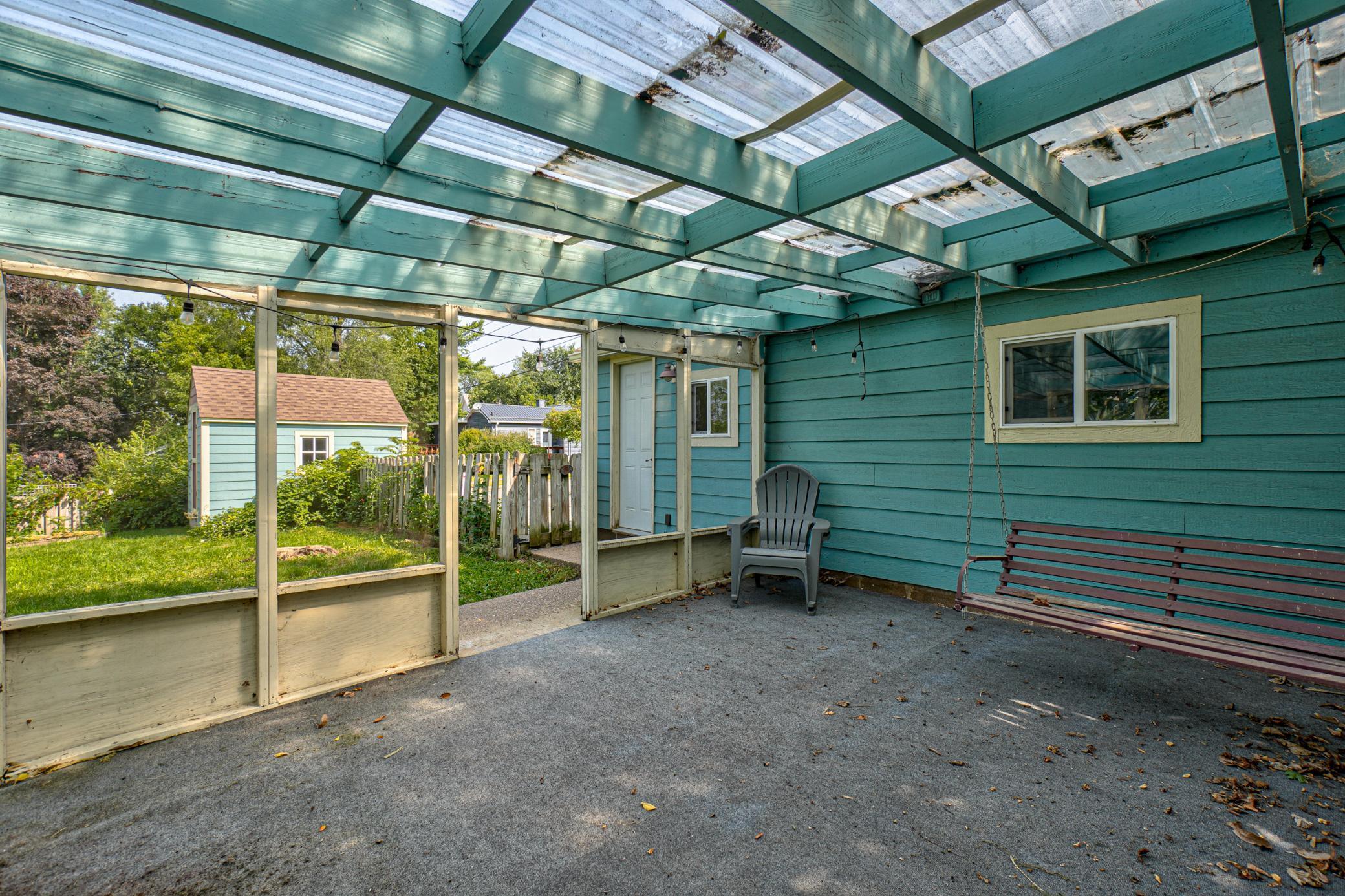 738 9th Street