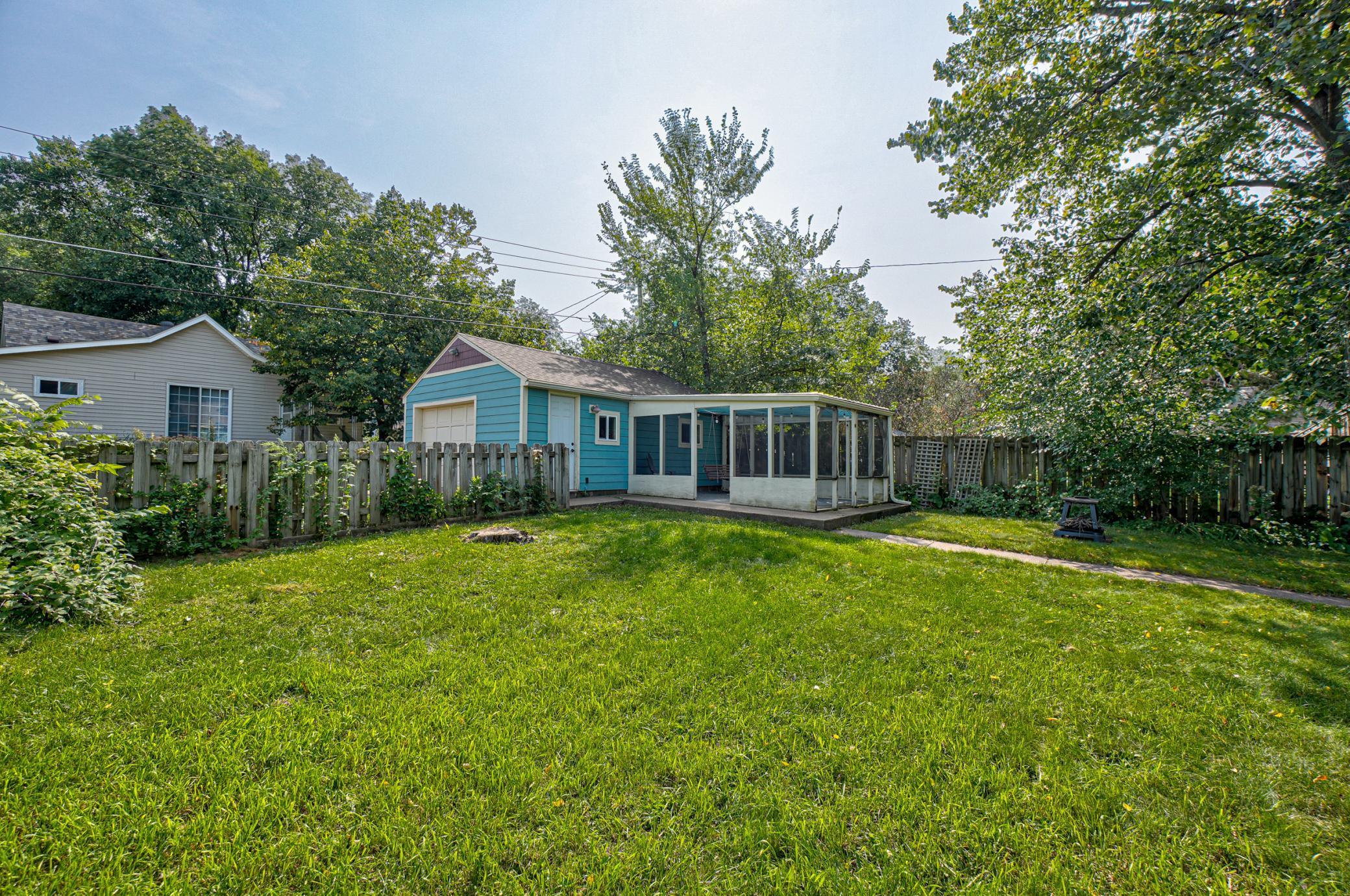 738 9th Street
