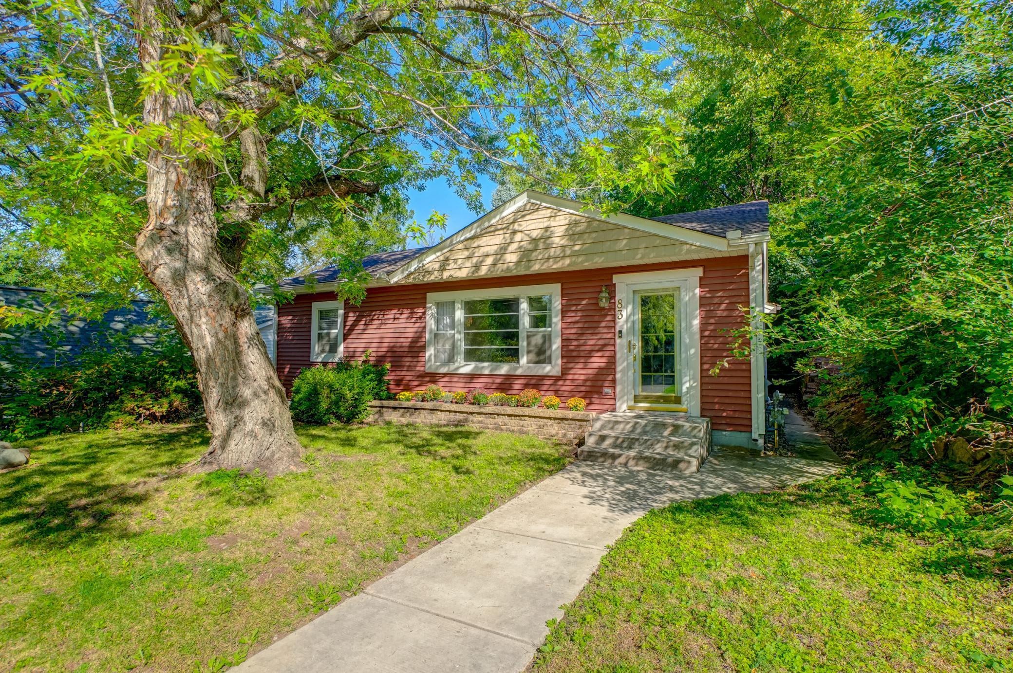 83 Dahlia Street
