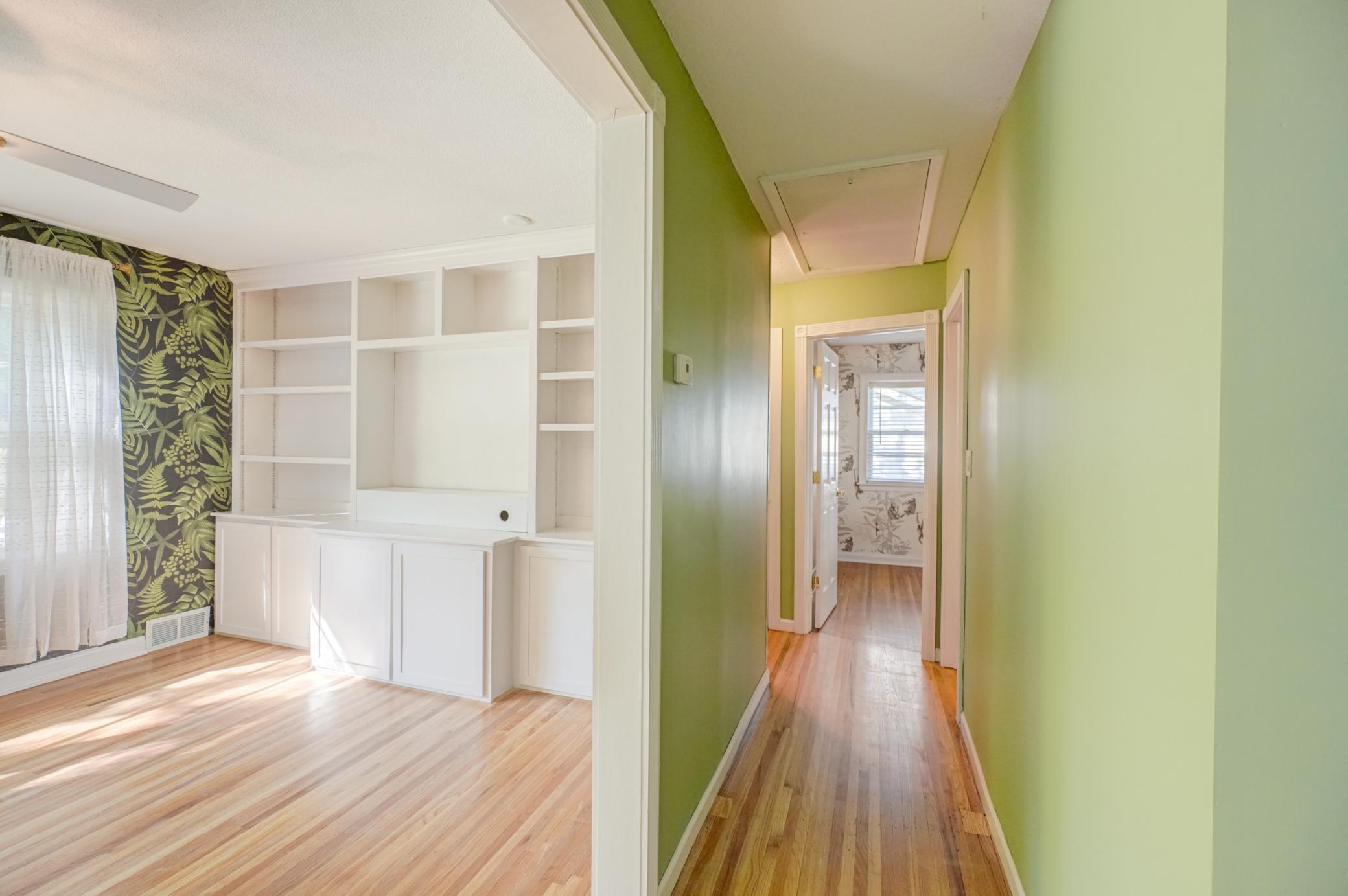 83 Dahlia Street