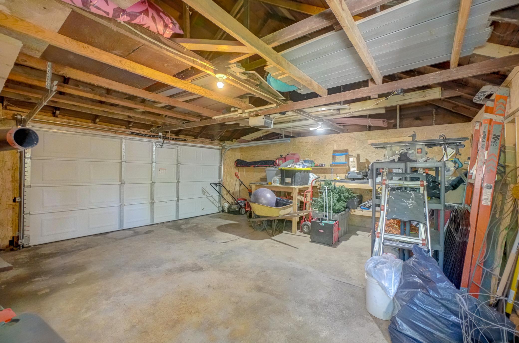 83 Dahlia Street