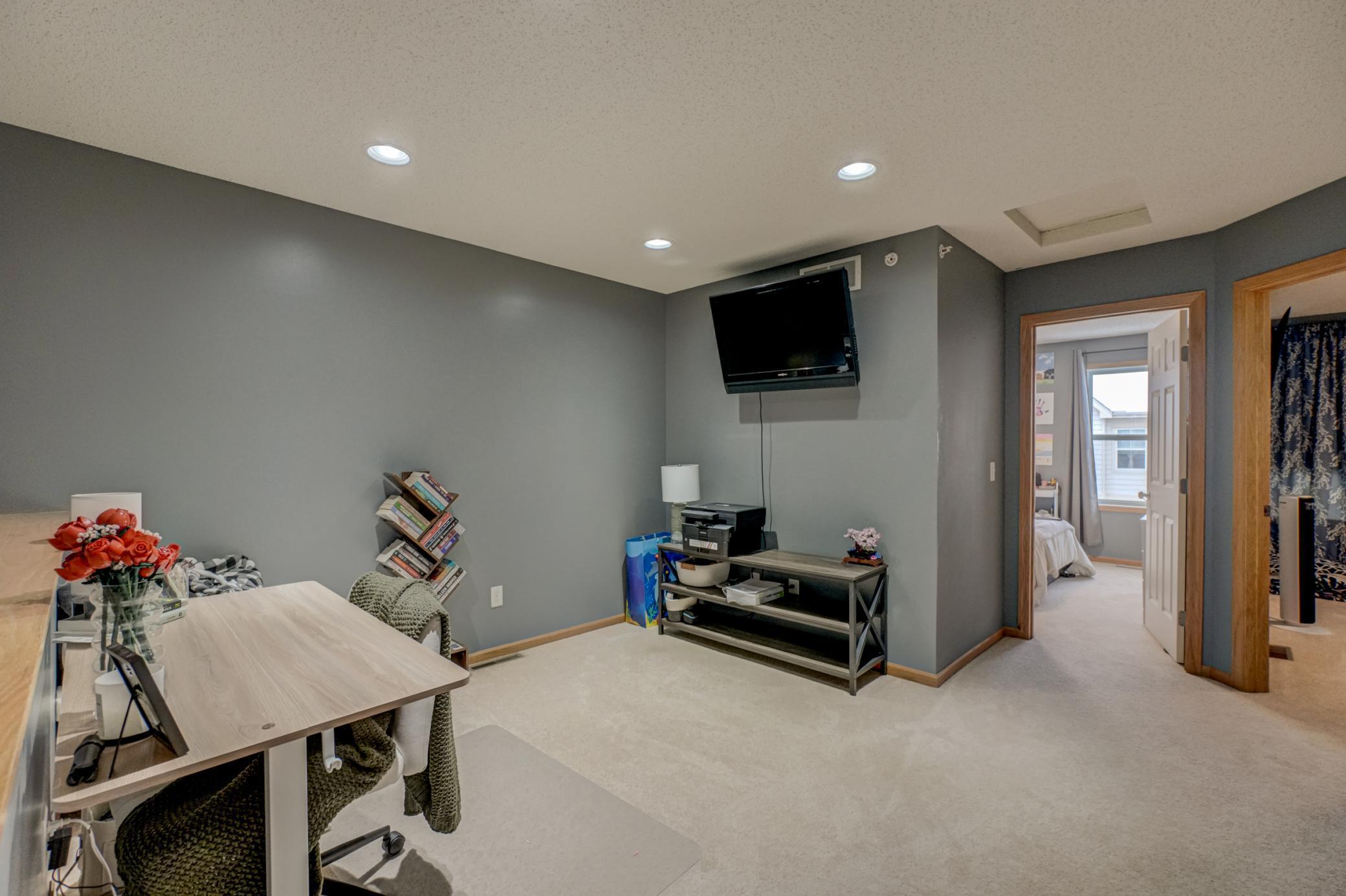 4675 Victor Path Unit: 6
