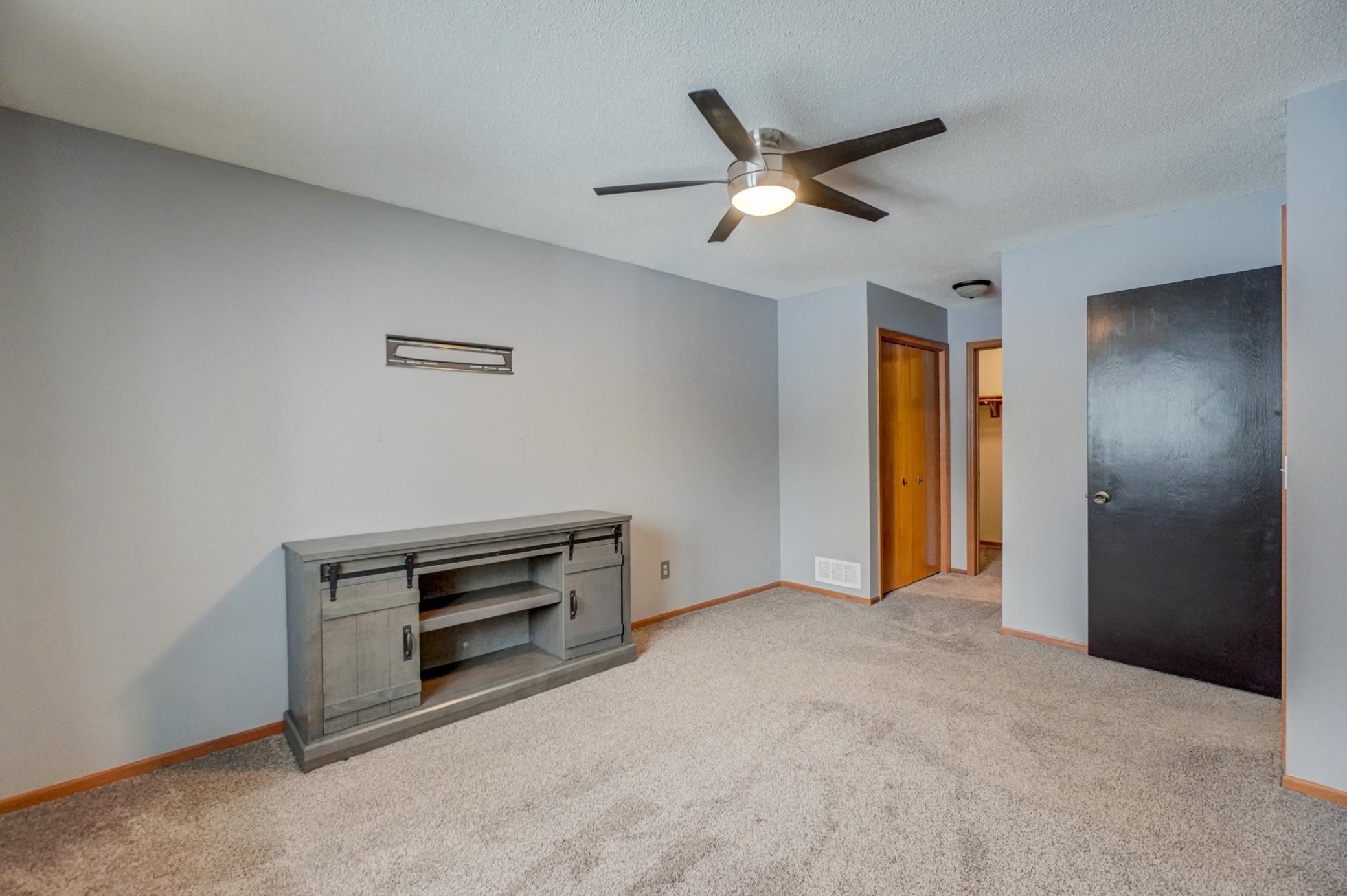 847 Lassie Lane