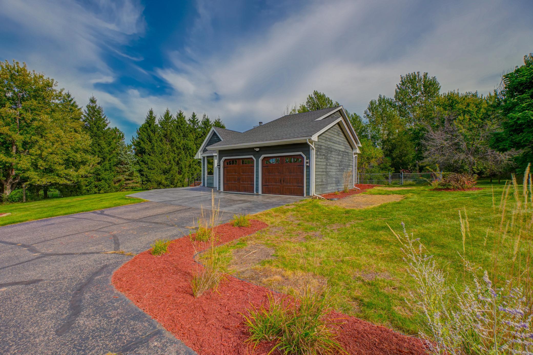 847 Lassie Lane
