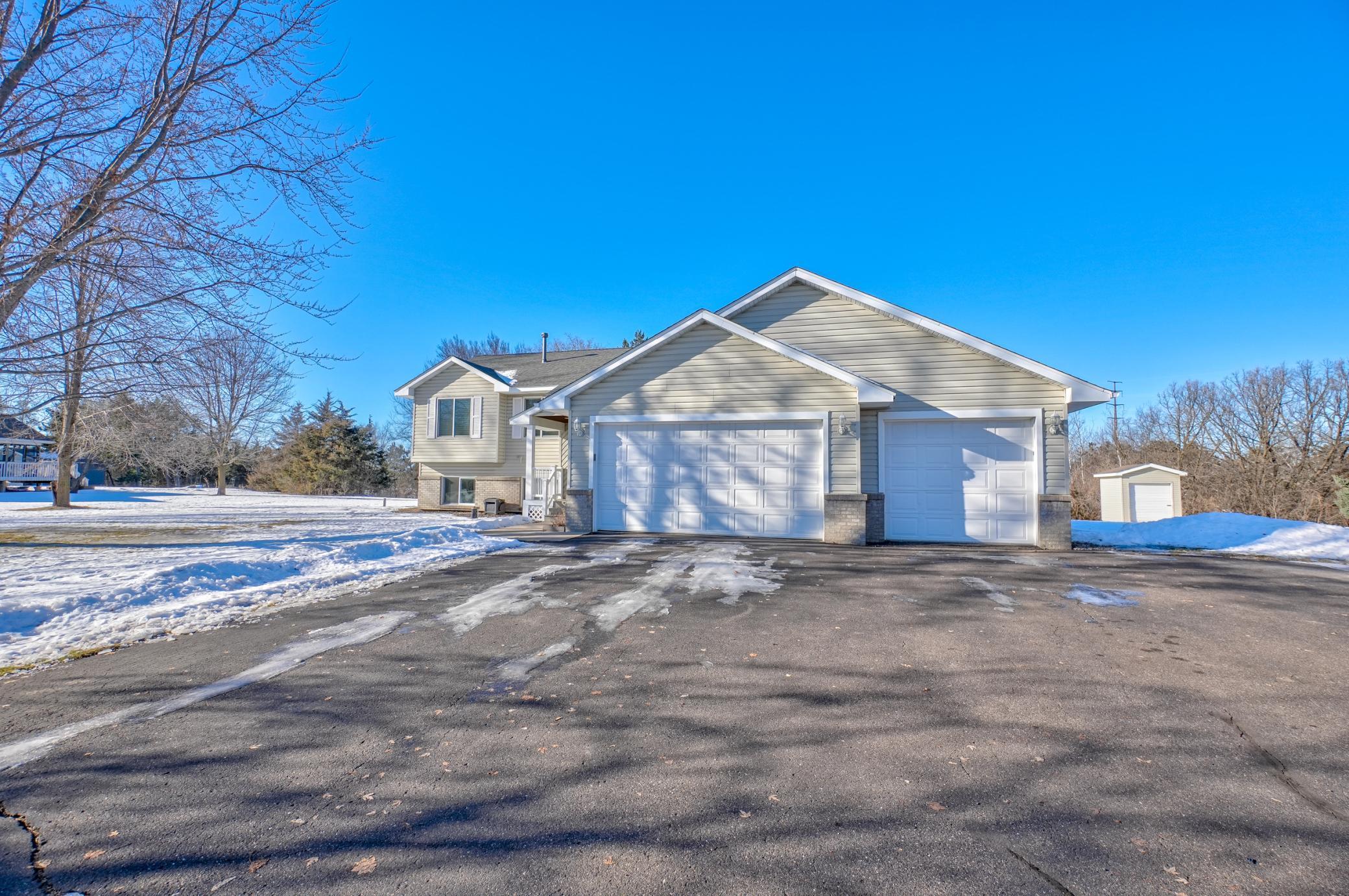 938 Waxon Lane
