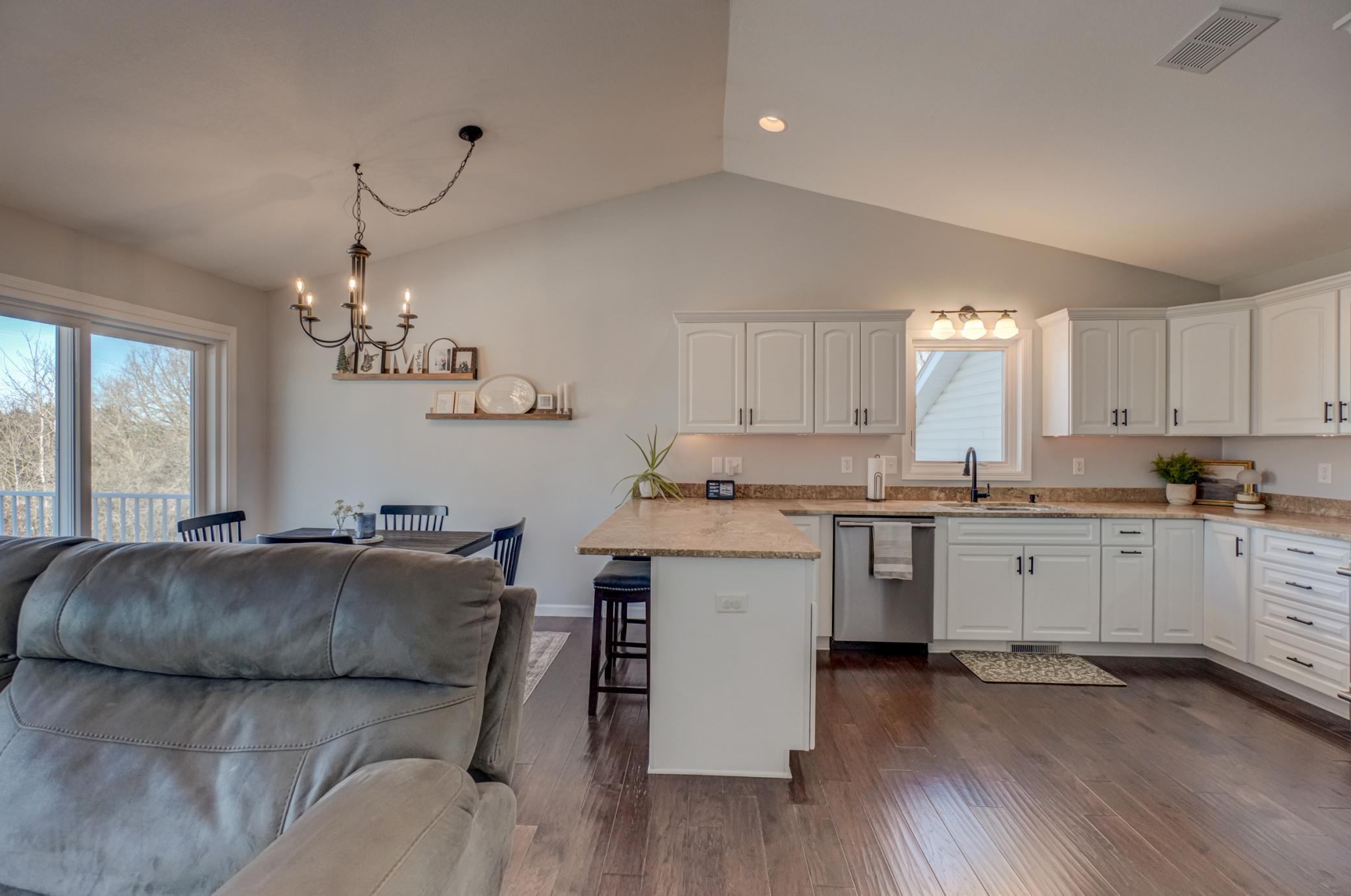 938 Waxon Lane