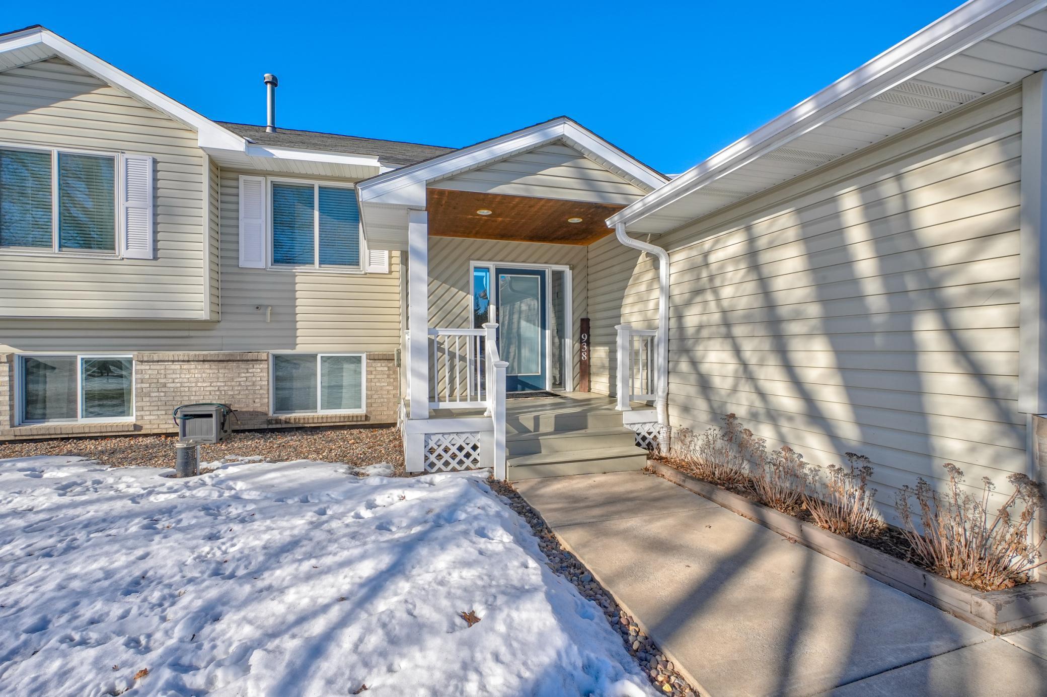 938 Waxon Lane