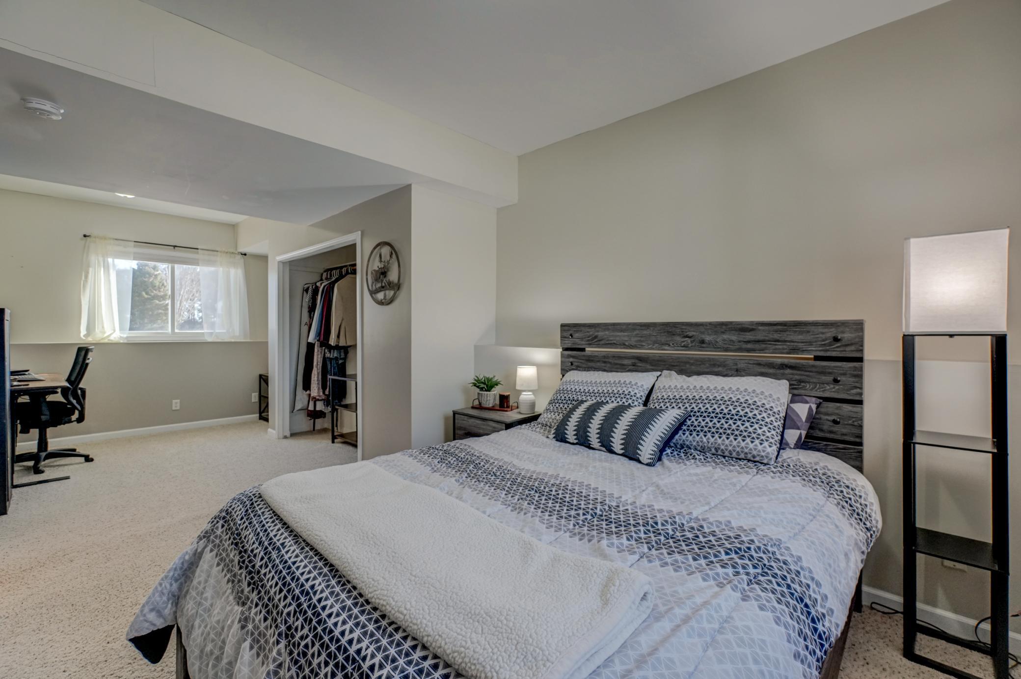 938 Waxon Lane