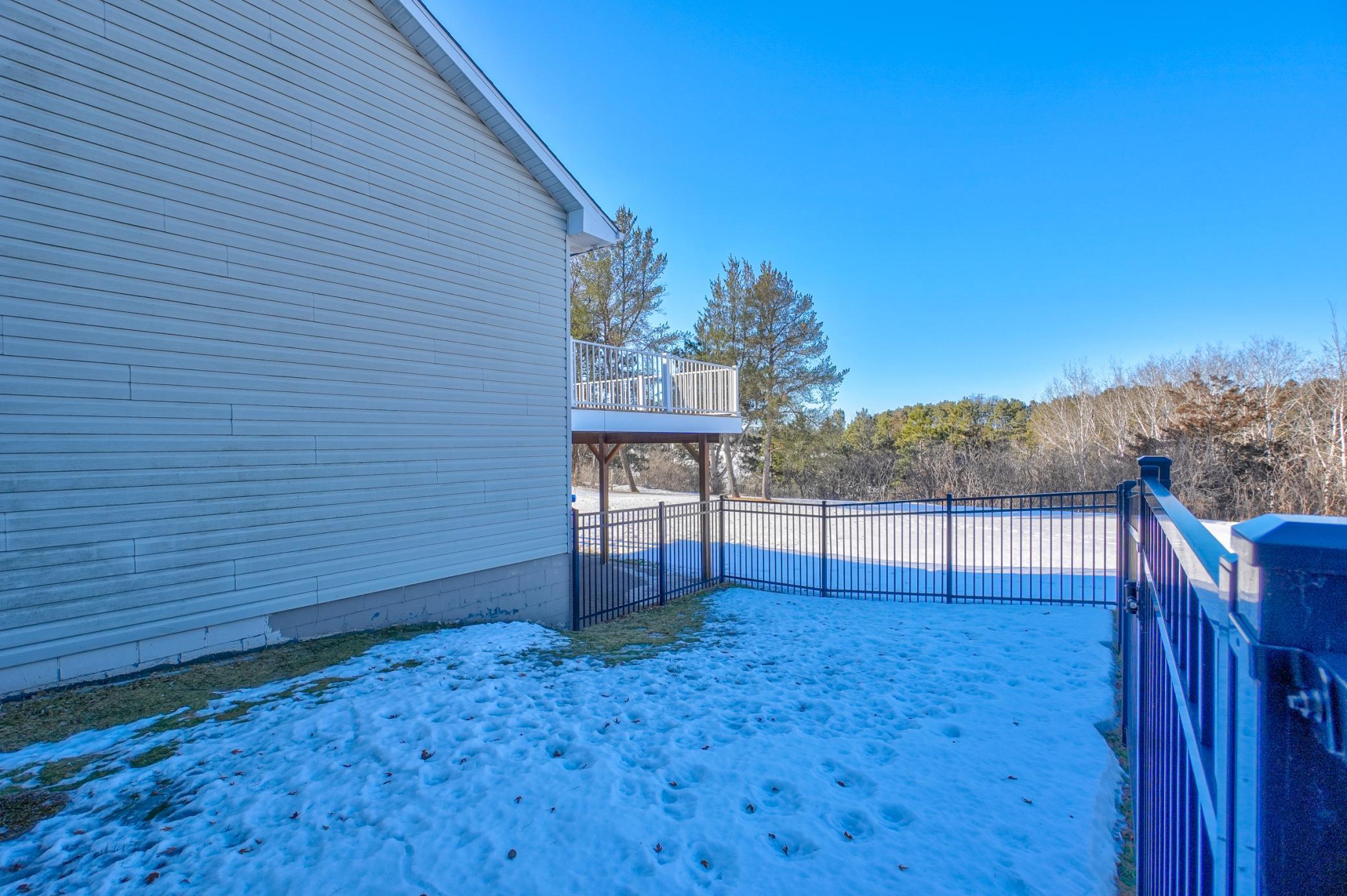 938 Waxon Lane
