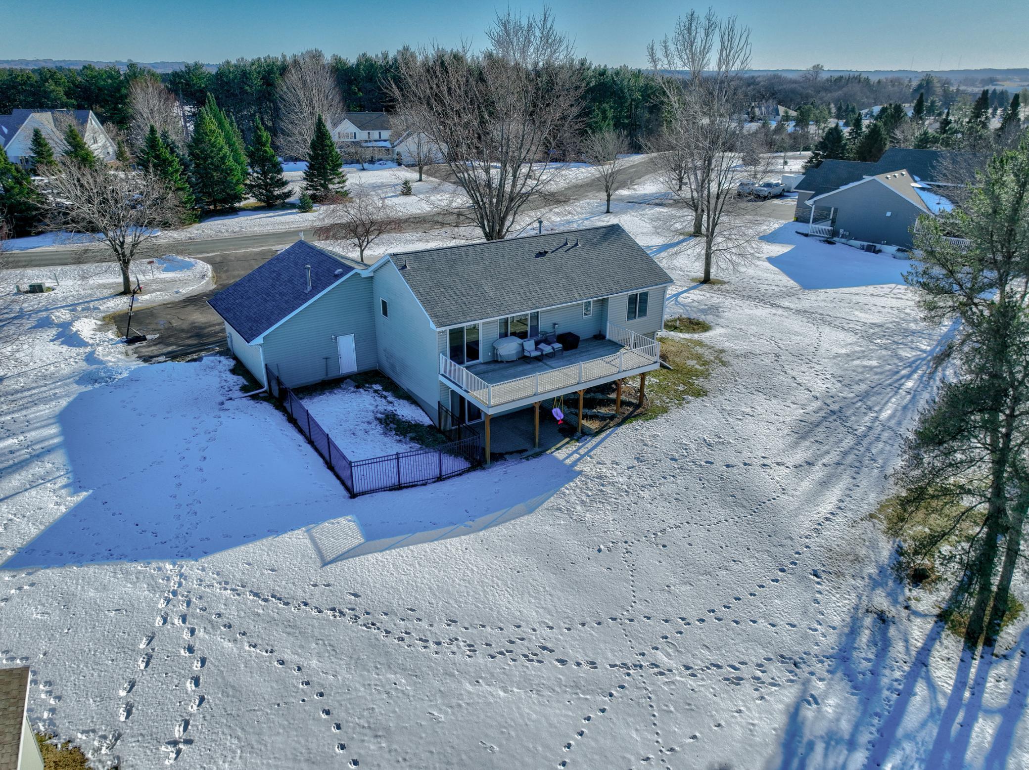 938 Waxon Lane