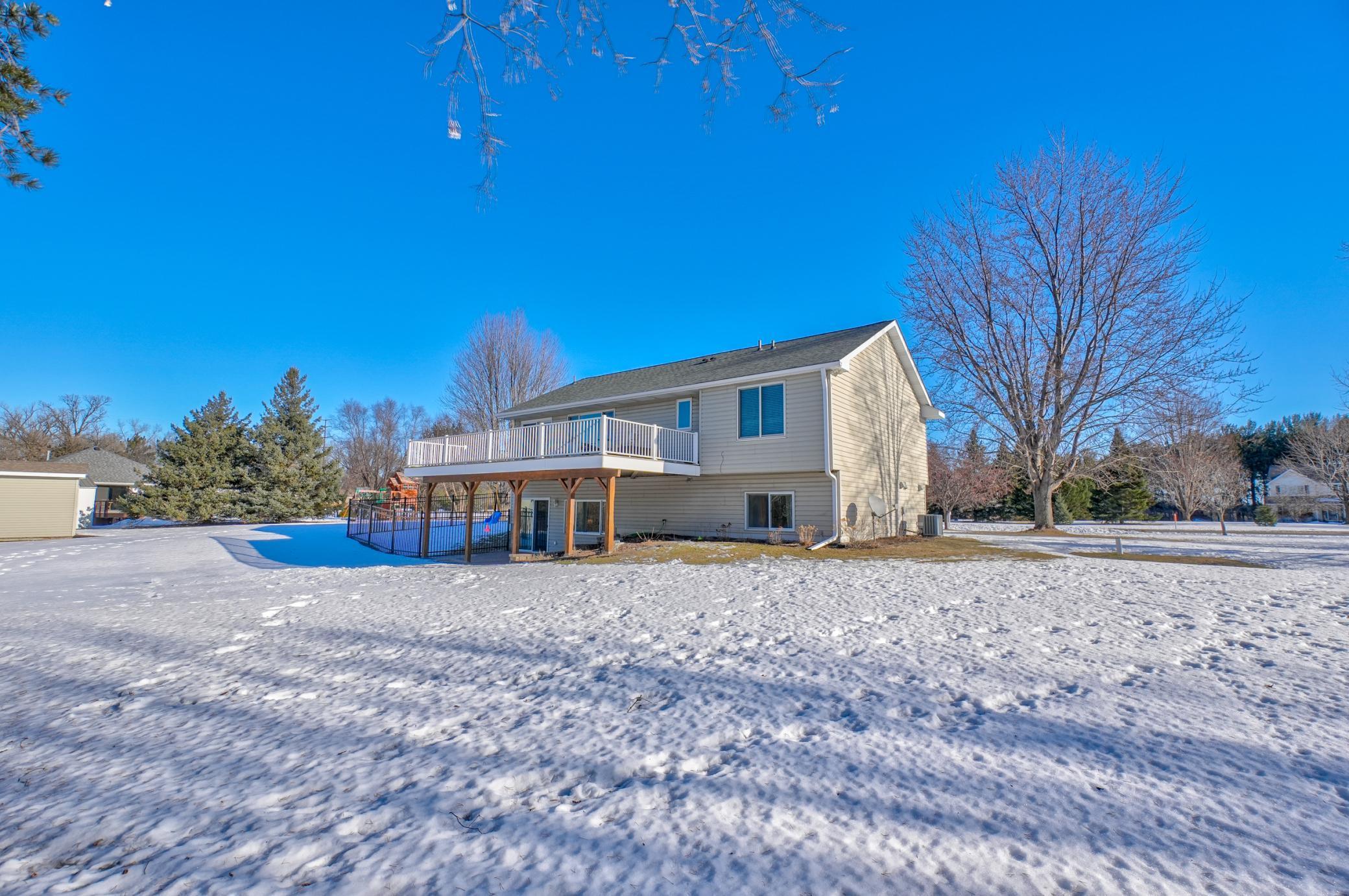 938 Waxon Lane