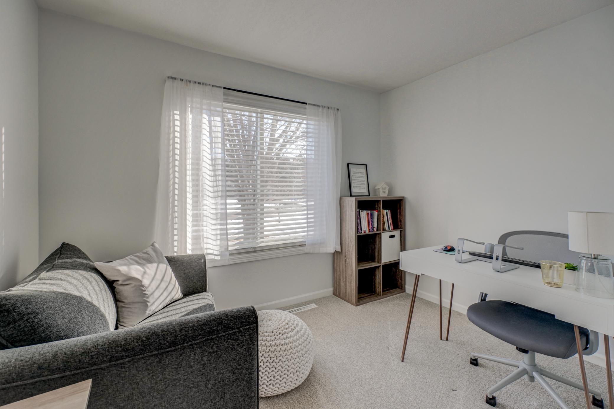 938 Waxon Lane
