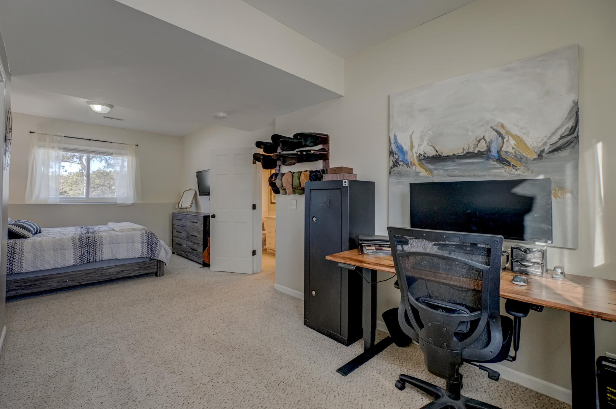 938 Waxon Lane