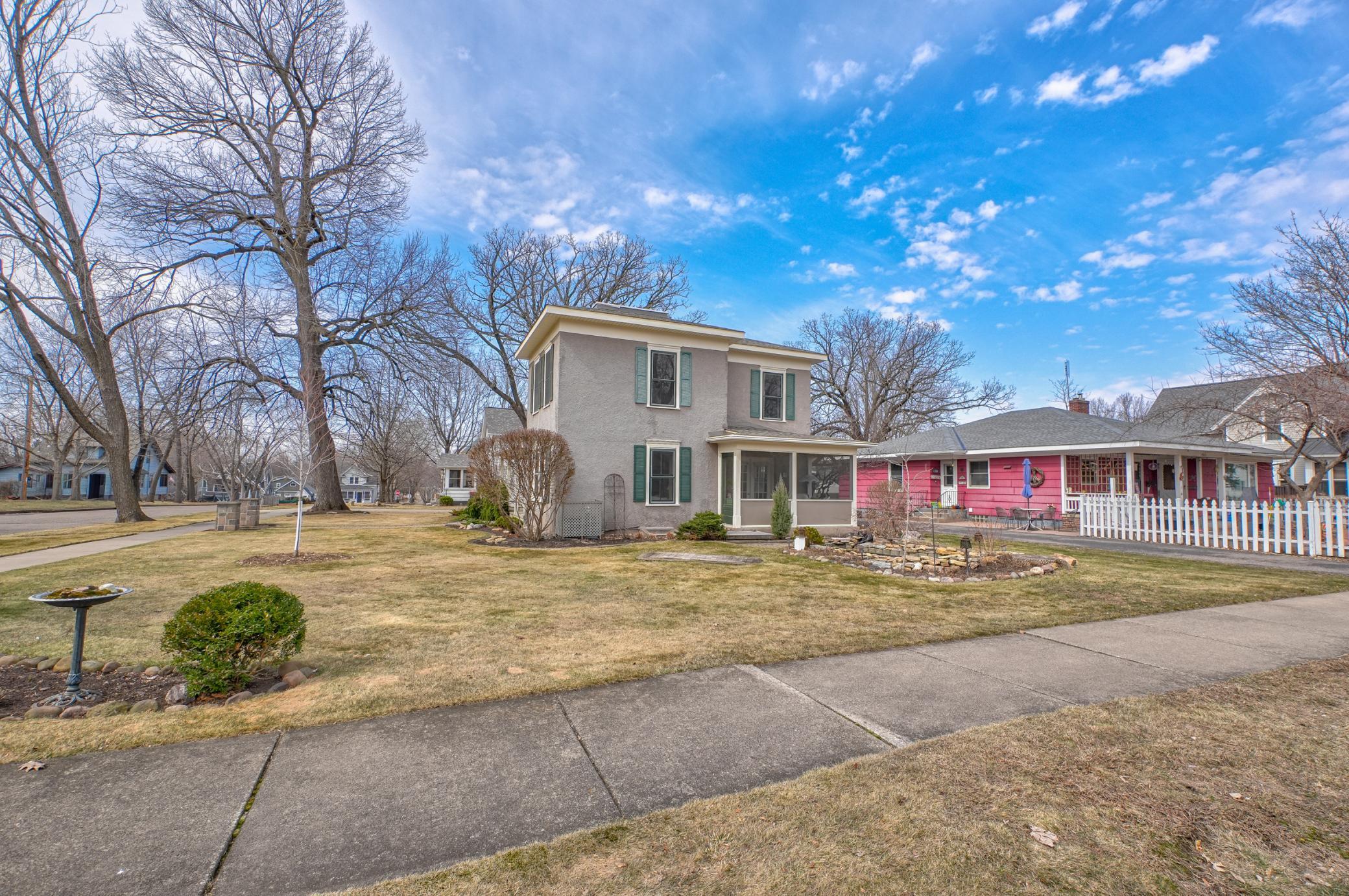 625 Orange Street