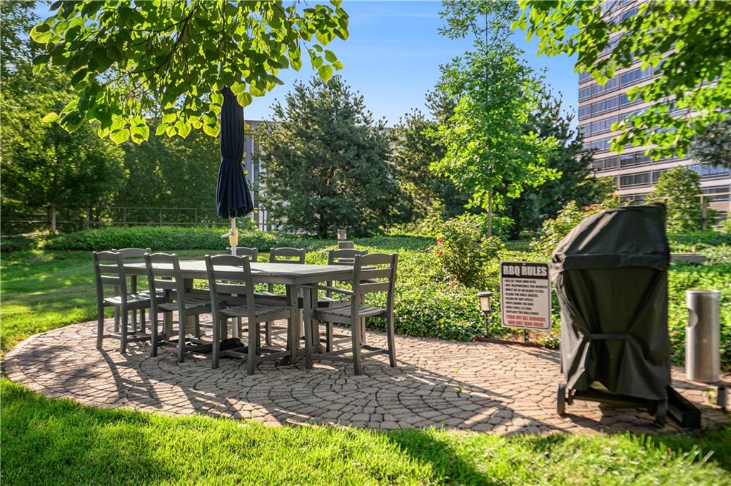 2525 Main Street Unit: 406