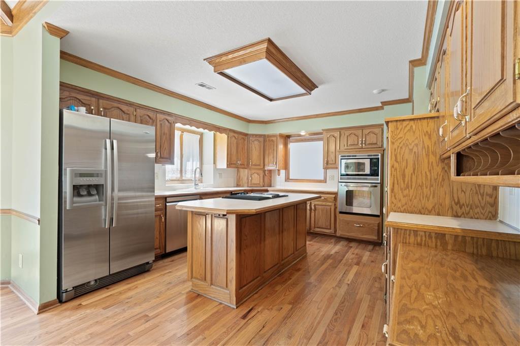 2020 NE Waterfield Drive