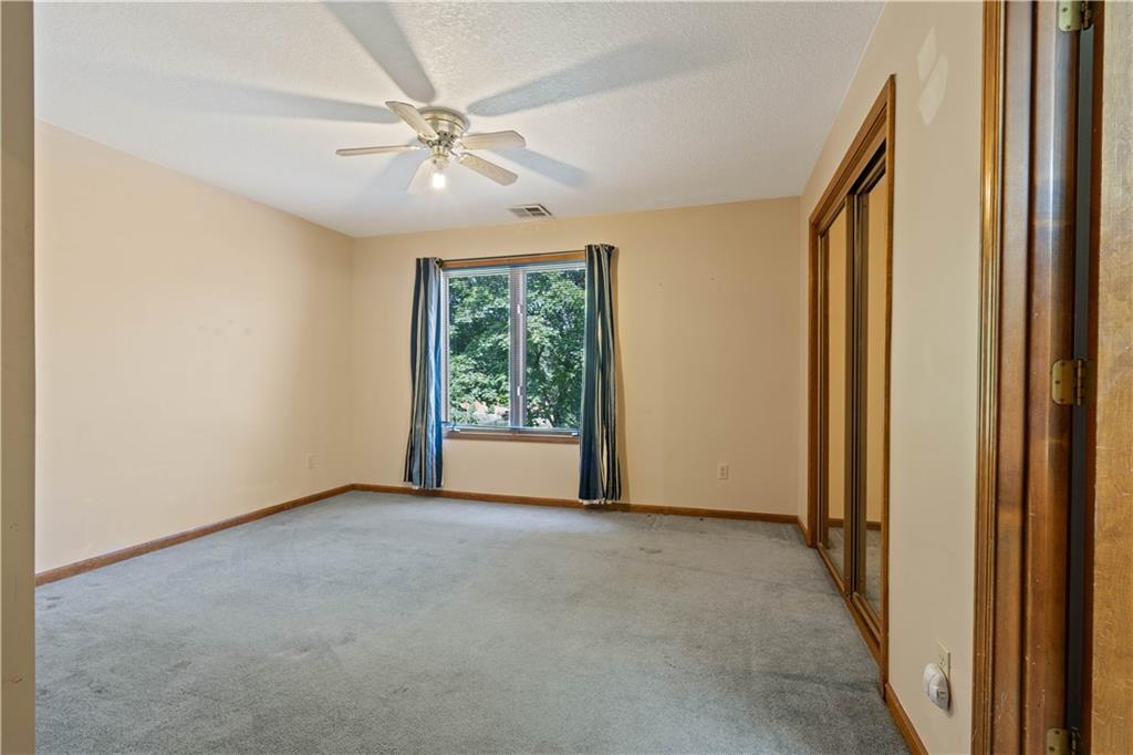 2020 NE Waterfield Drive