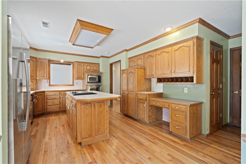 2020 NE Waterfield Drive