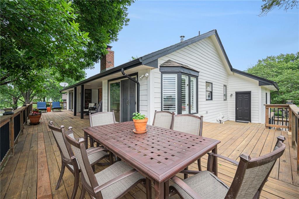 3920 SW Hidden Cove Drive