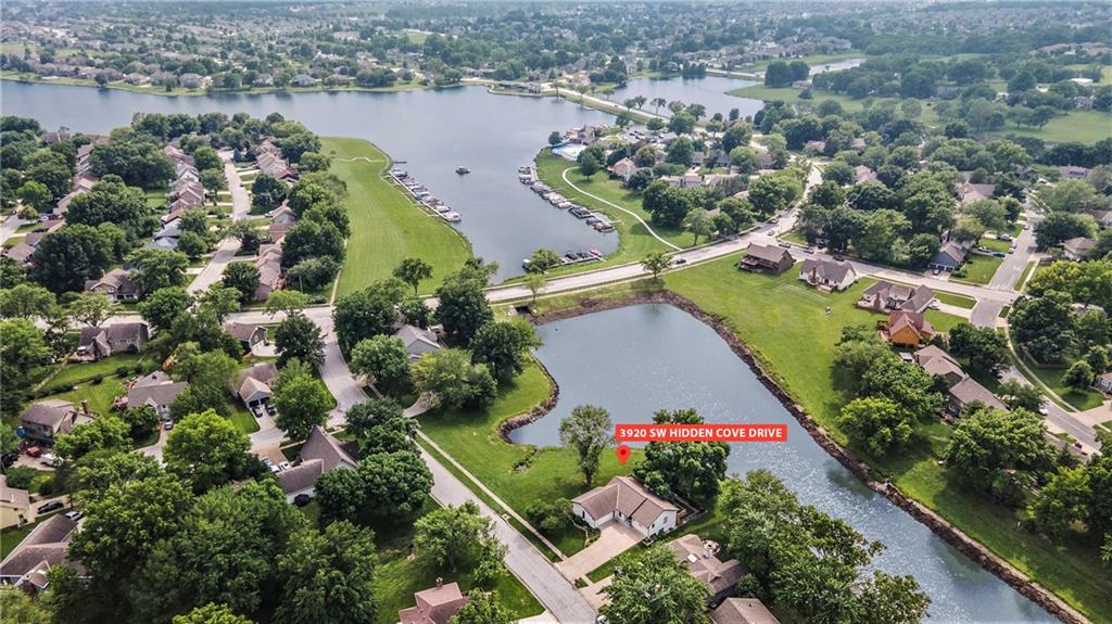 3920 SW Hidden Cove Drive