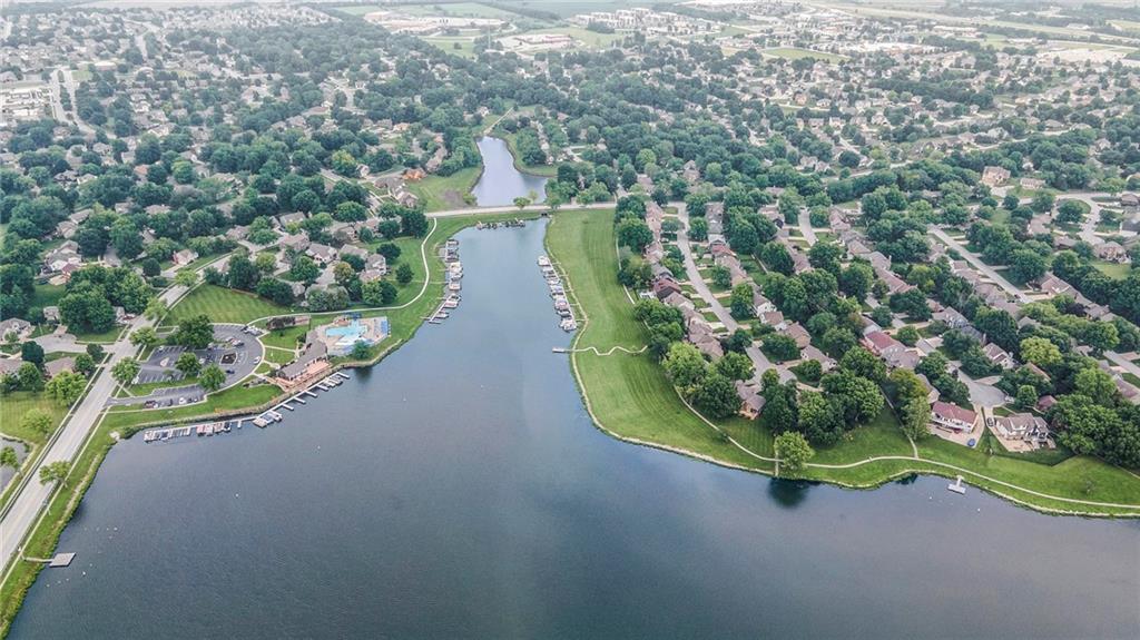 3920 SW Hidden Cove Drive