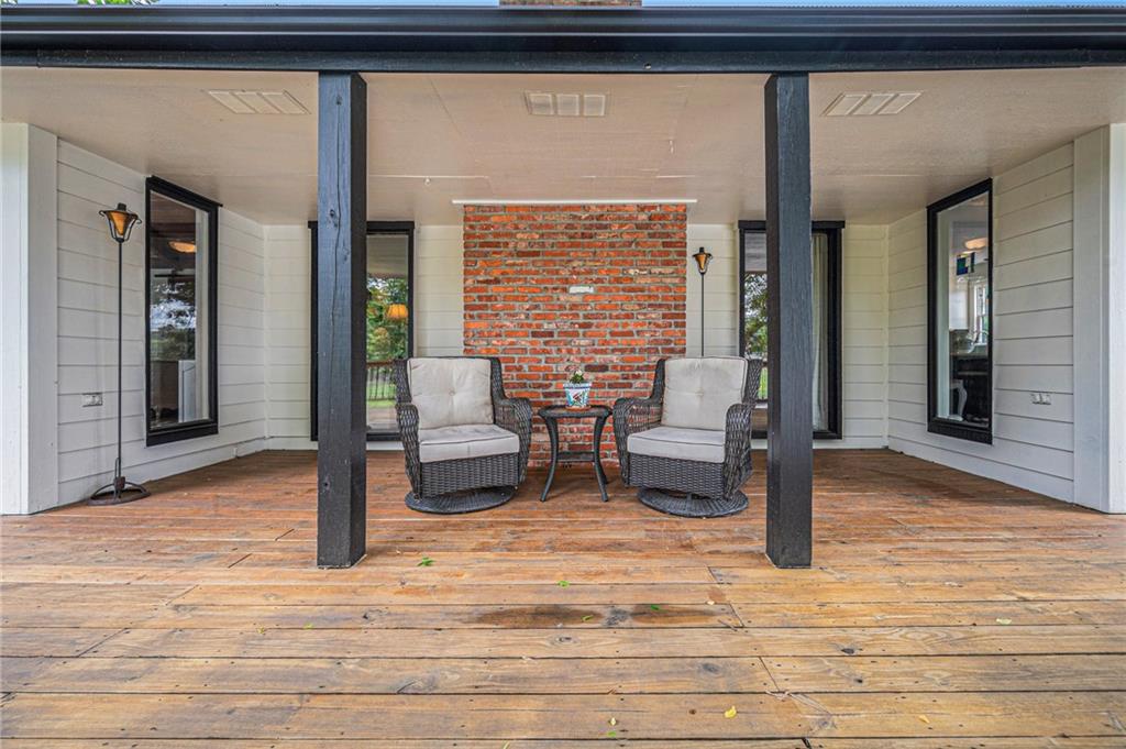 3920 SW Hidden Cove Drive