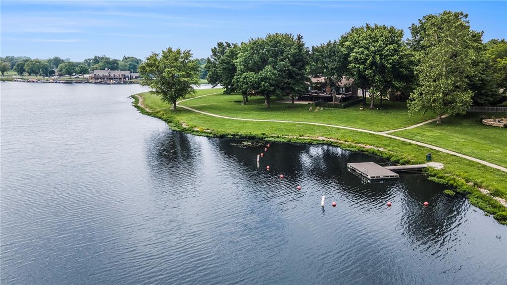 3920 SW Hidden Cove Drive