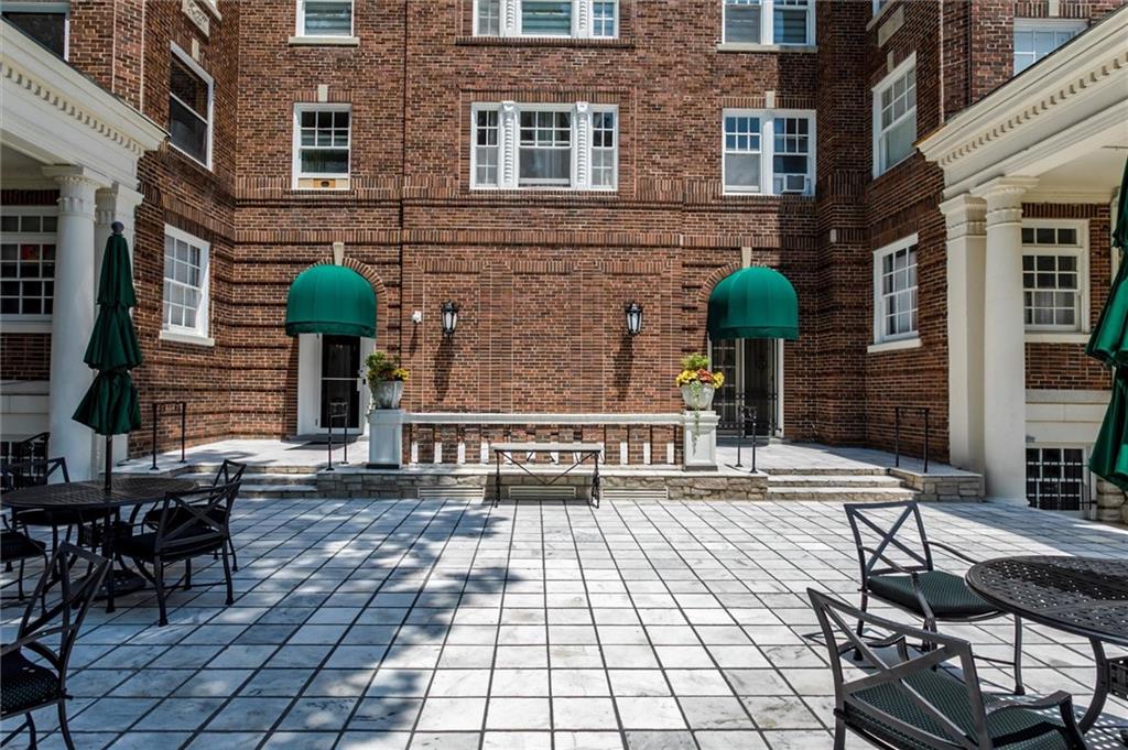 4618 Warwick Boulevard Unit: 7F