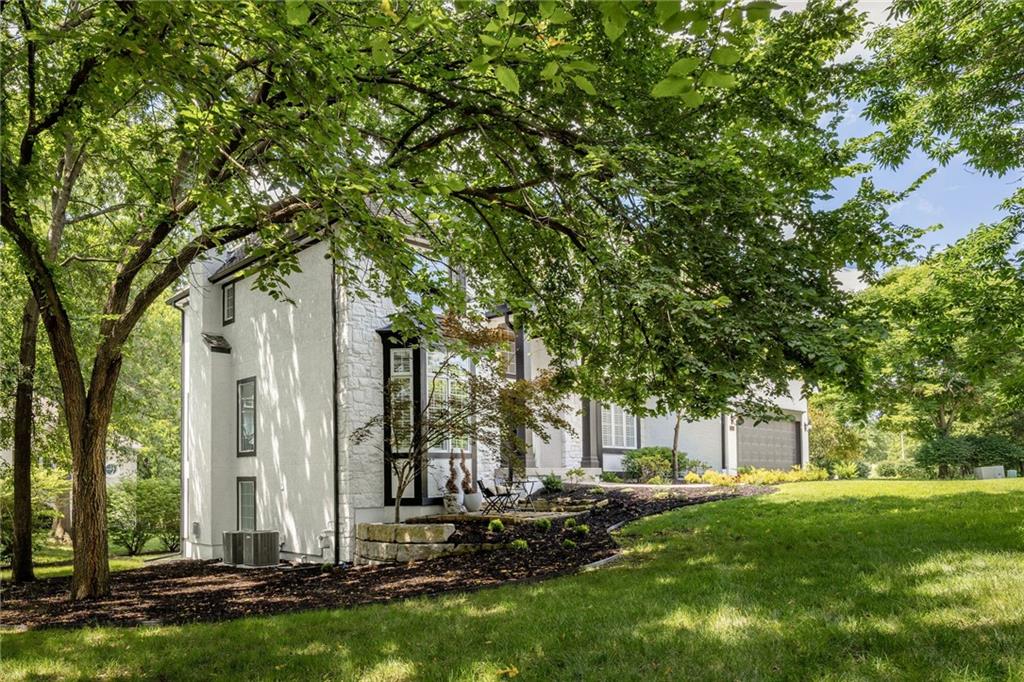 15142 Windsor Circle