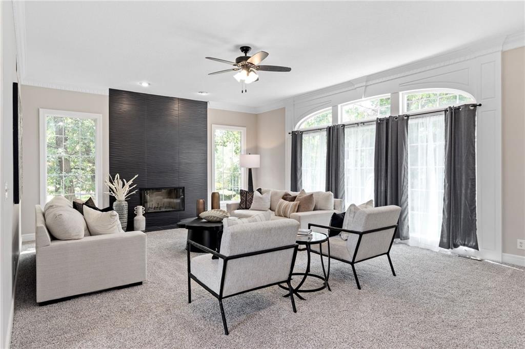 15142 Windsor Circle