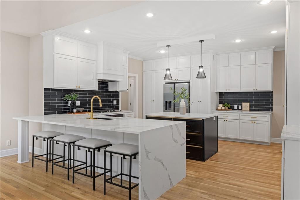 15142 Windsor Circle