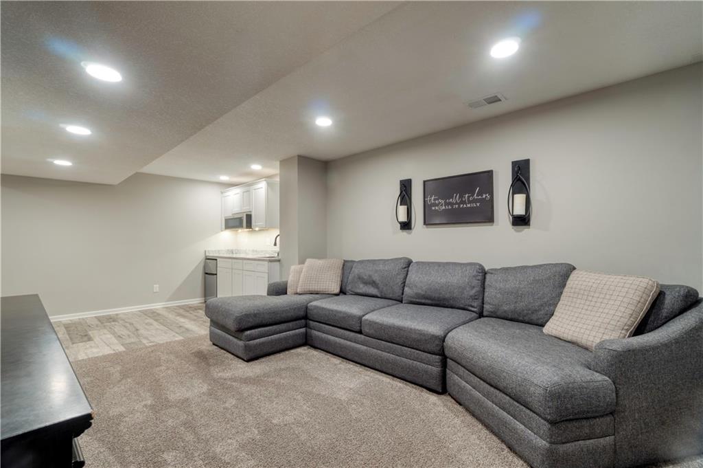 15577 S Arapaho Street