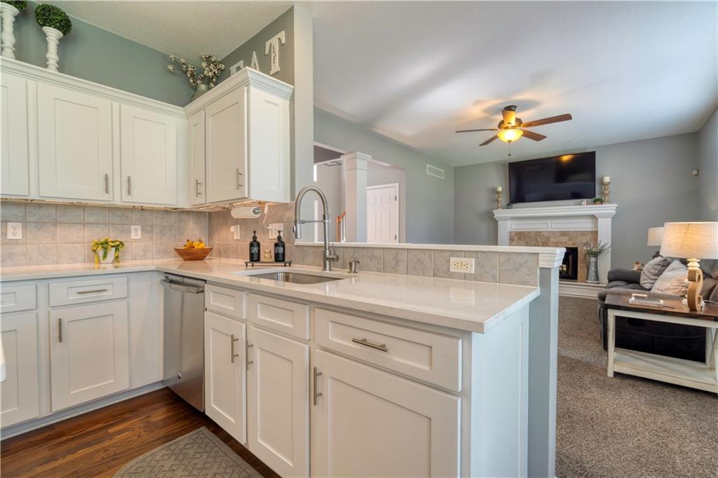 15577 S Arapaho Street