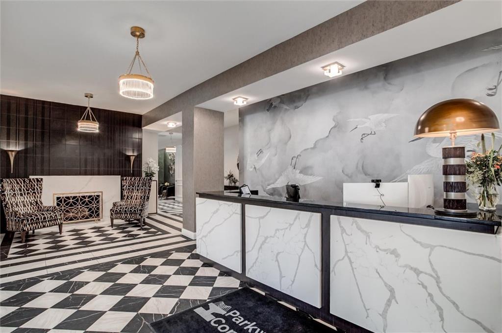 4545 Wornall Road Unit: 606