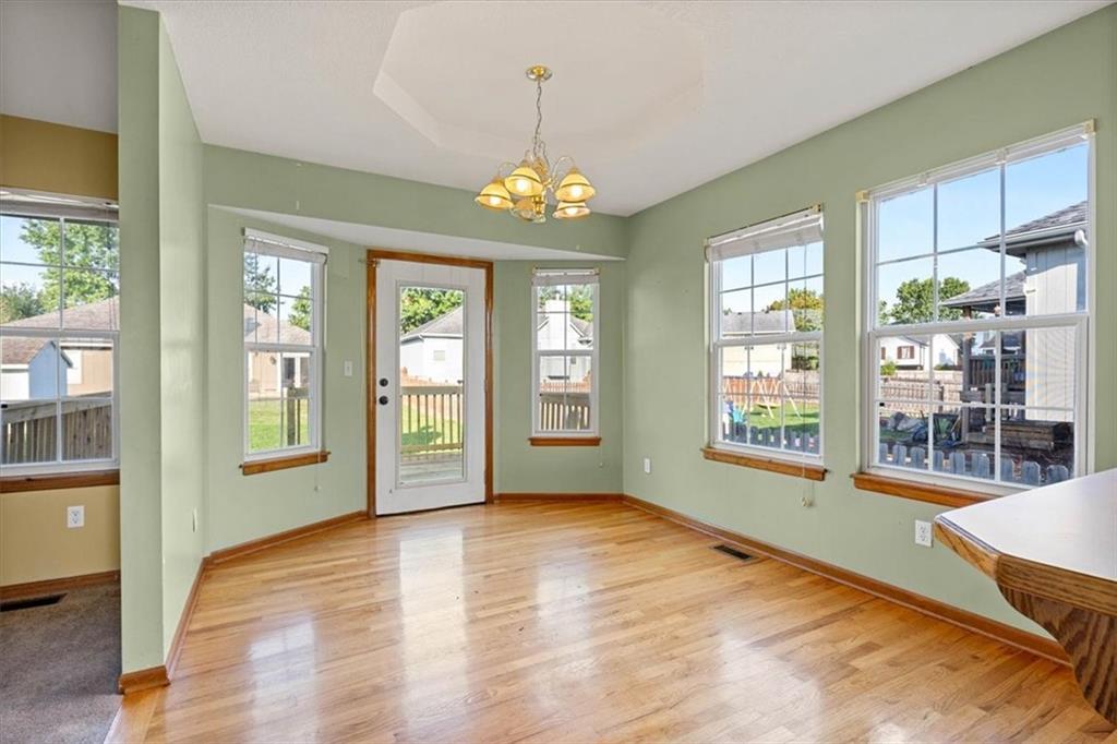 808 SW Country Hill Drive