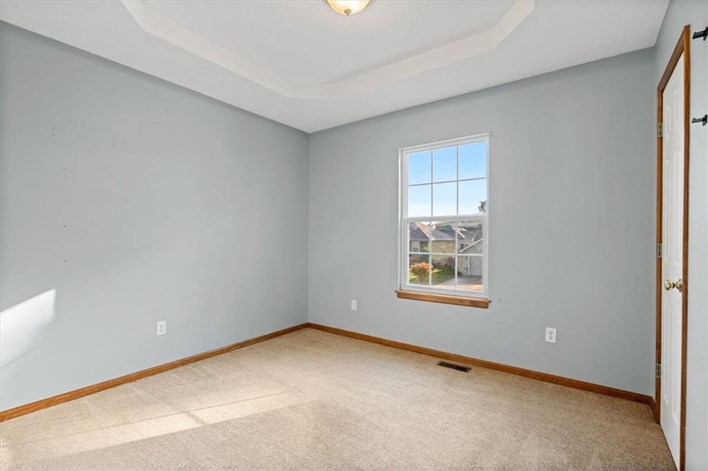 808 SW Country Hill Drive