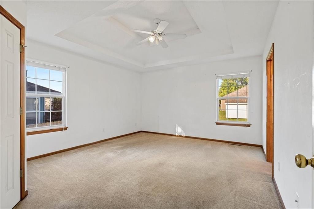 808 SW Country Hill Drive