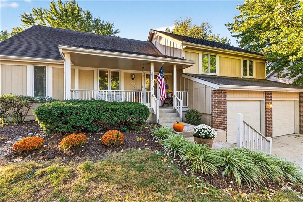 1029 Trailwood Street