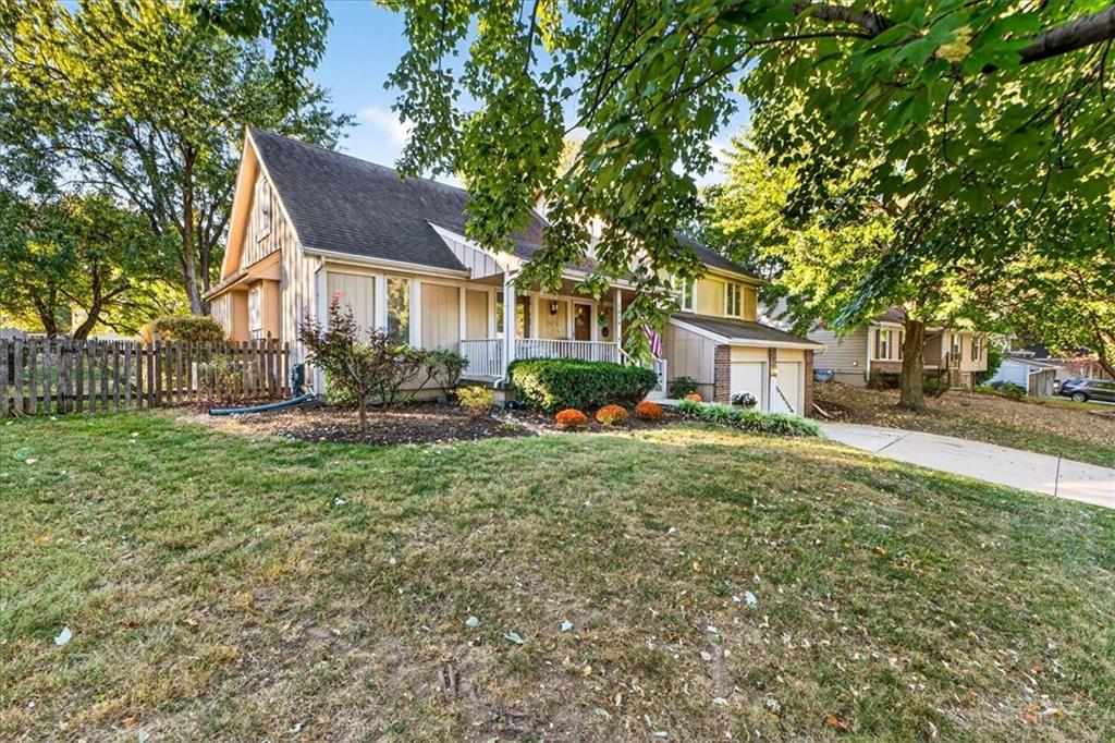 1029 Trailwood Street