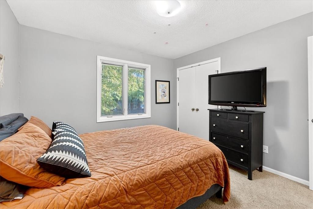 1029 Trailwood Street