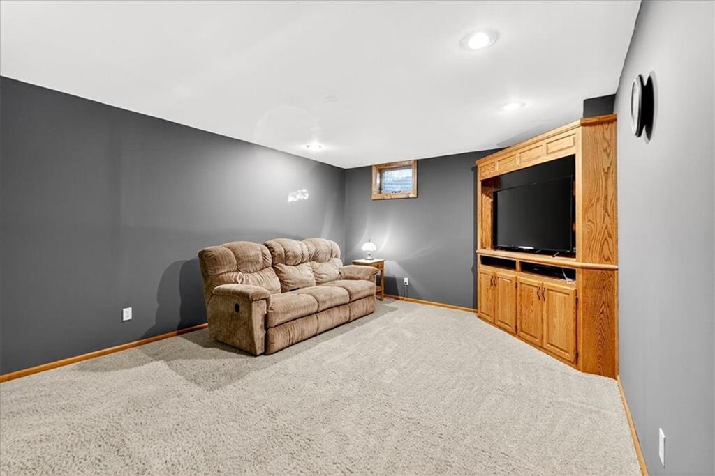 1029 Trailwood Street