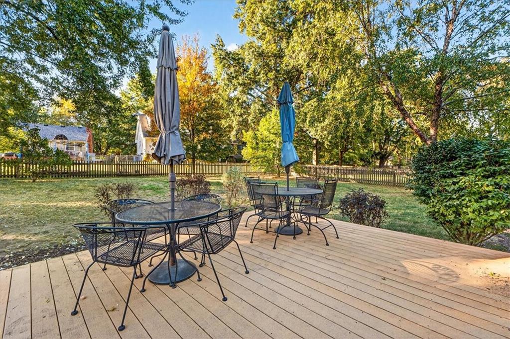 1029 Trailwood Street