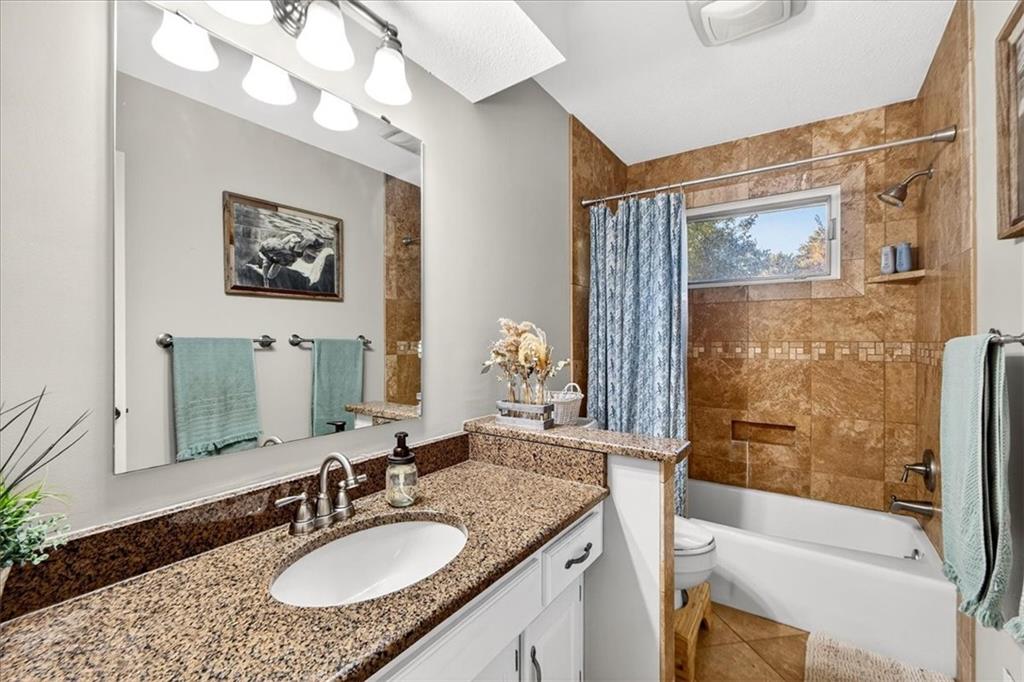 1029 Trailwood Street