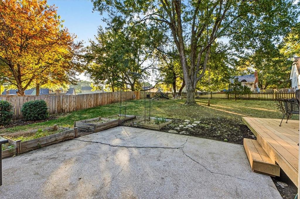 1029 Trailwood Street