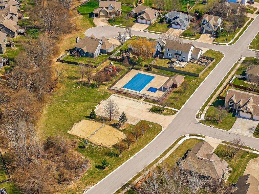 1409 SW Whistle Drive